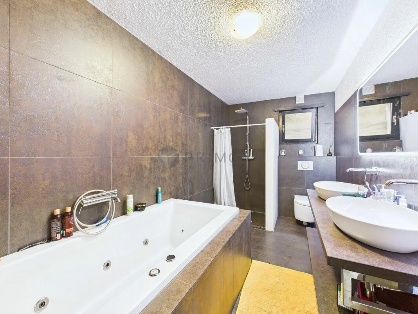 Exklusive Villa in Silenen - Foto 16 von 17