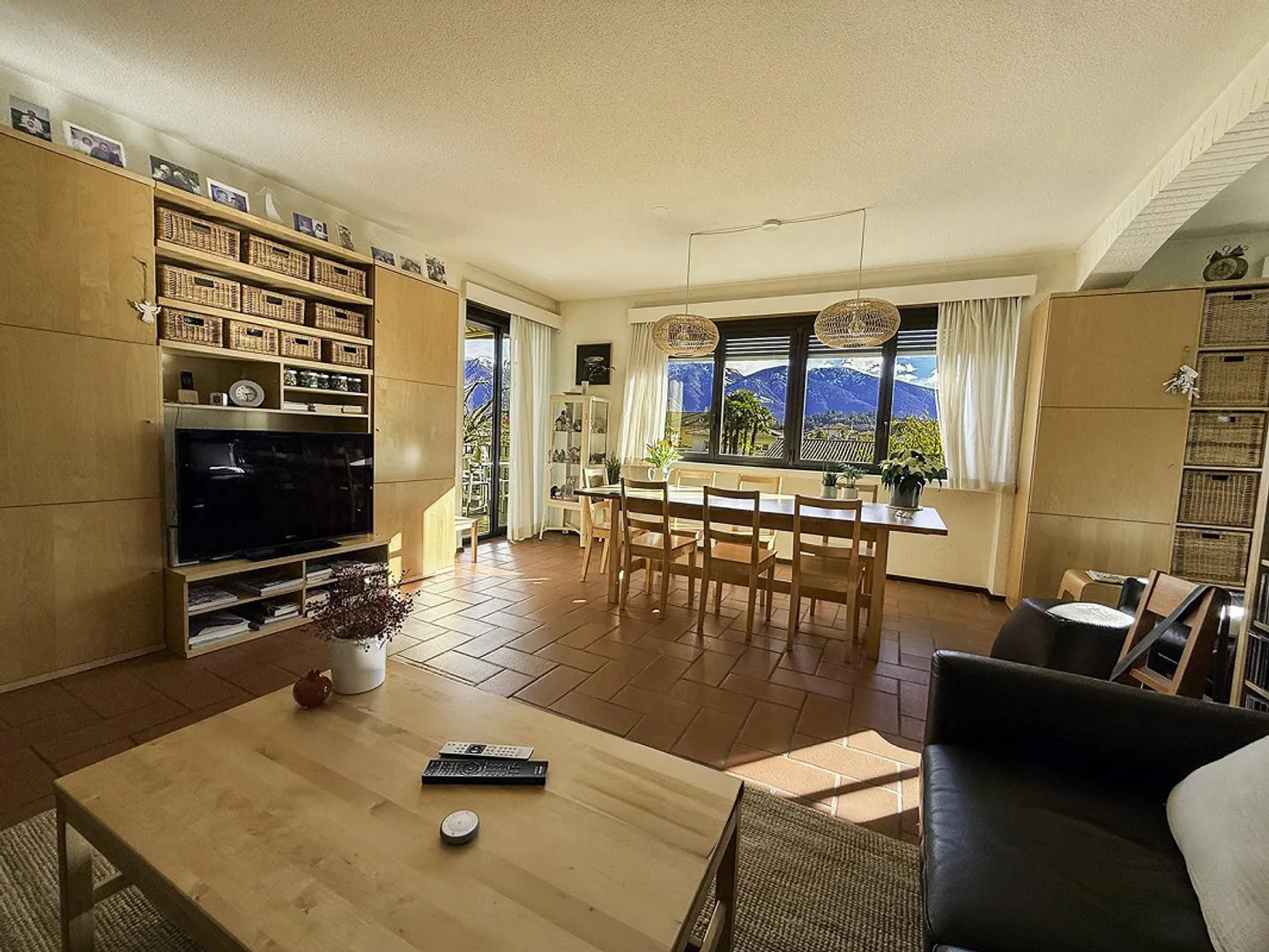 Haus mit zwei Wohnungen und schönem Garten - Foto 9 von 30