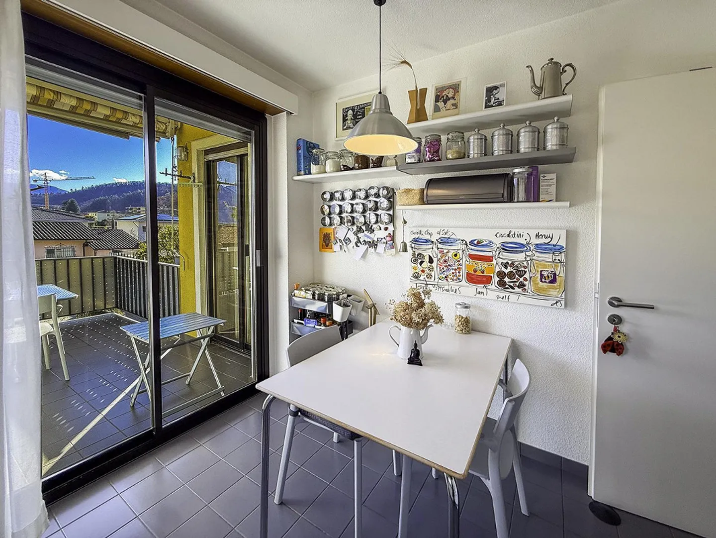 Haus mit zwei Wohnungen und schönem Garten - Foto 11 von 30