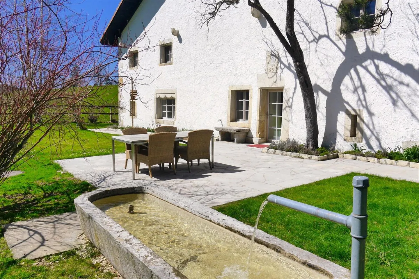 7-room house - Photo 1 of 13