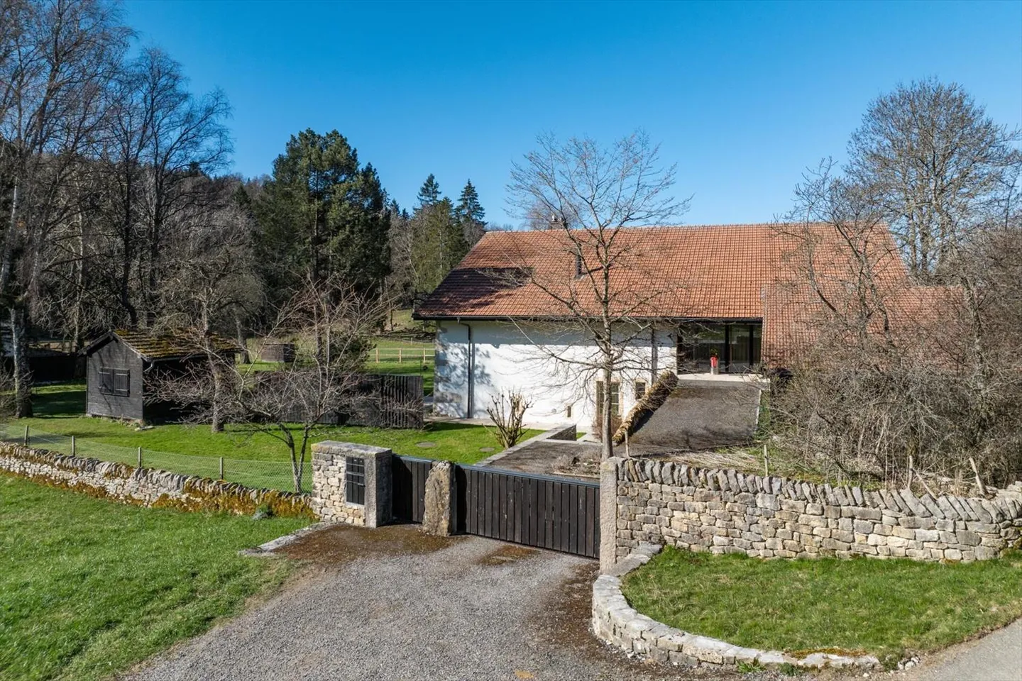 7-room house - Photo 4 of 13