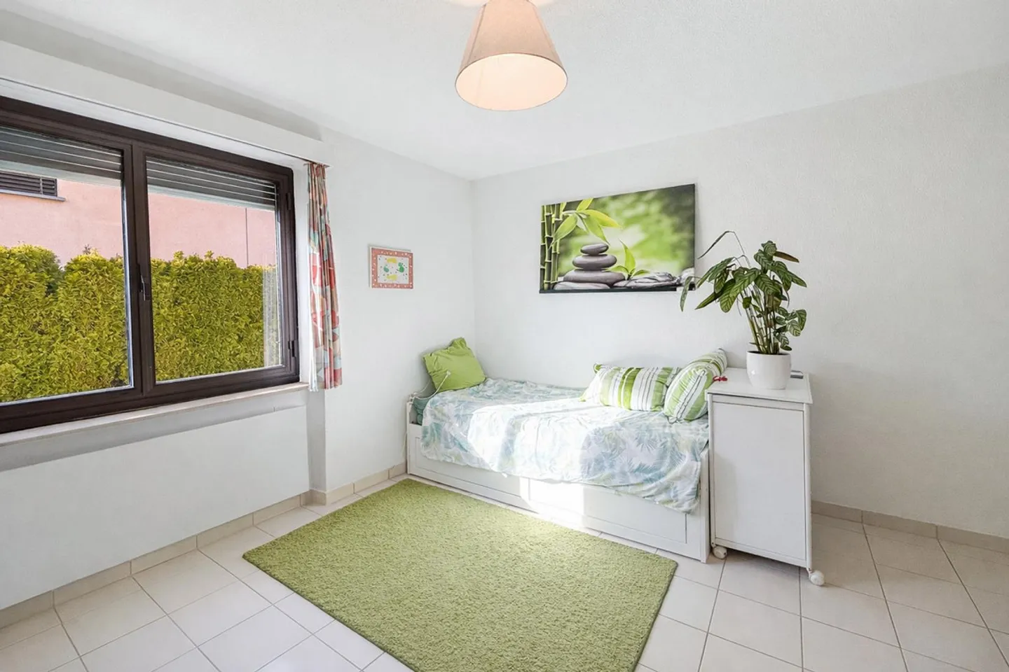 Haus mit zwei Wohnungen und schönem Garten - Foto 24 von 30