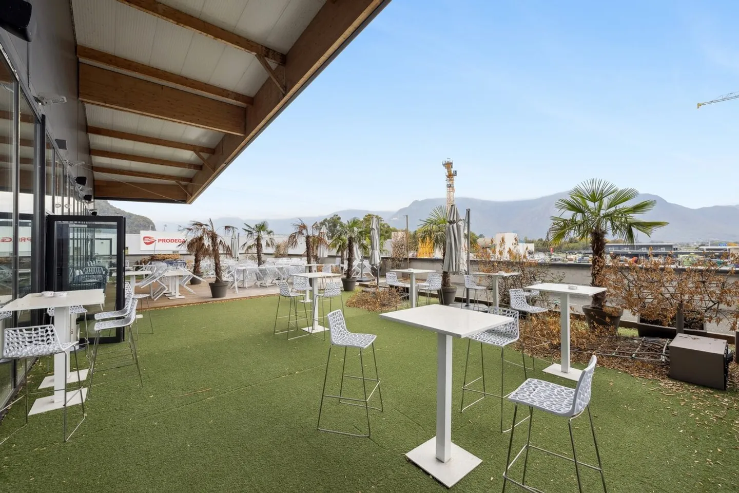 Large leisure space for rent - 10,379 m² in Rennaz - Photo 16 of 21