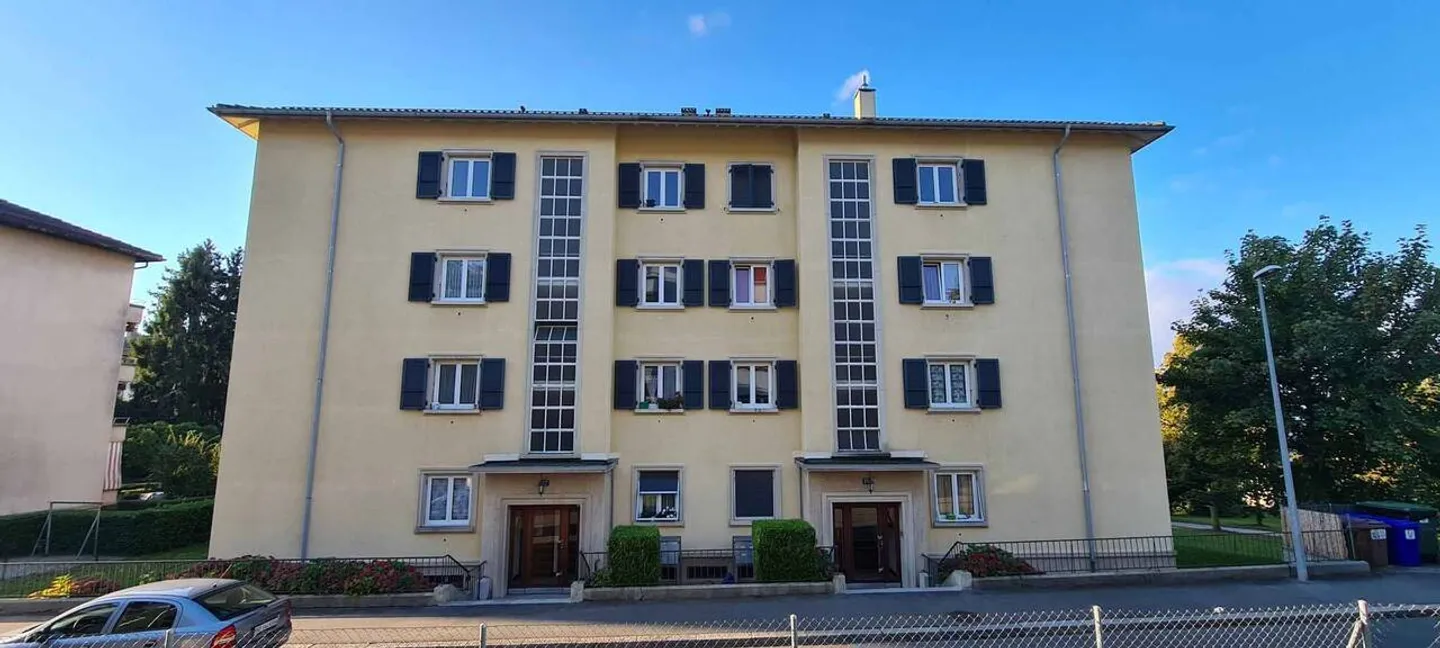 Bel appartement de 2,5 pièces à deux pas du parc Valency - Photo 1 sur 8
