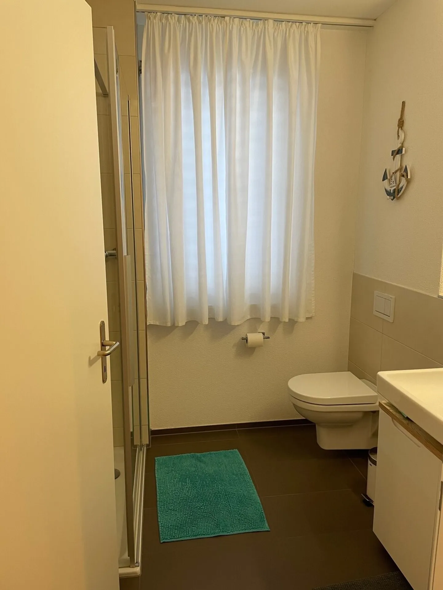 wunderschöne 4.5-Zimmer-Gartenwohnung mit grossem Sitzplatz - Foto 5 von 8