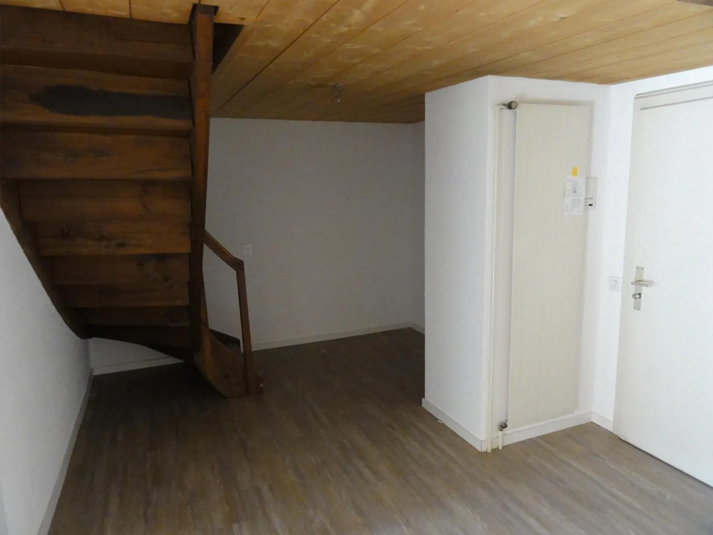 Appartamento ristrutturato con nuova cucina e bagno nel centro città - Foto 12 di 15