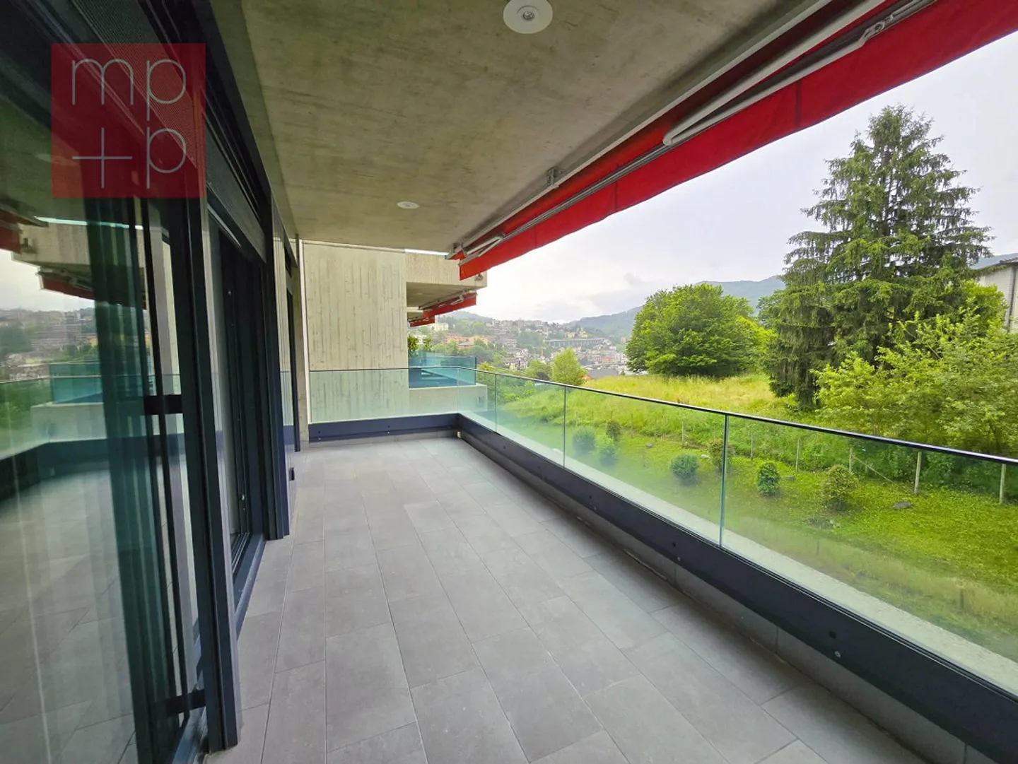 Modernes 4,5-Zimmer-Apartment - Foto 4 von 8