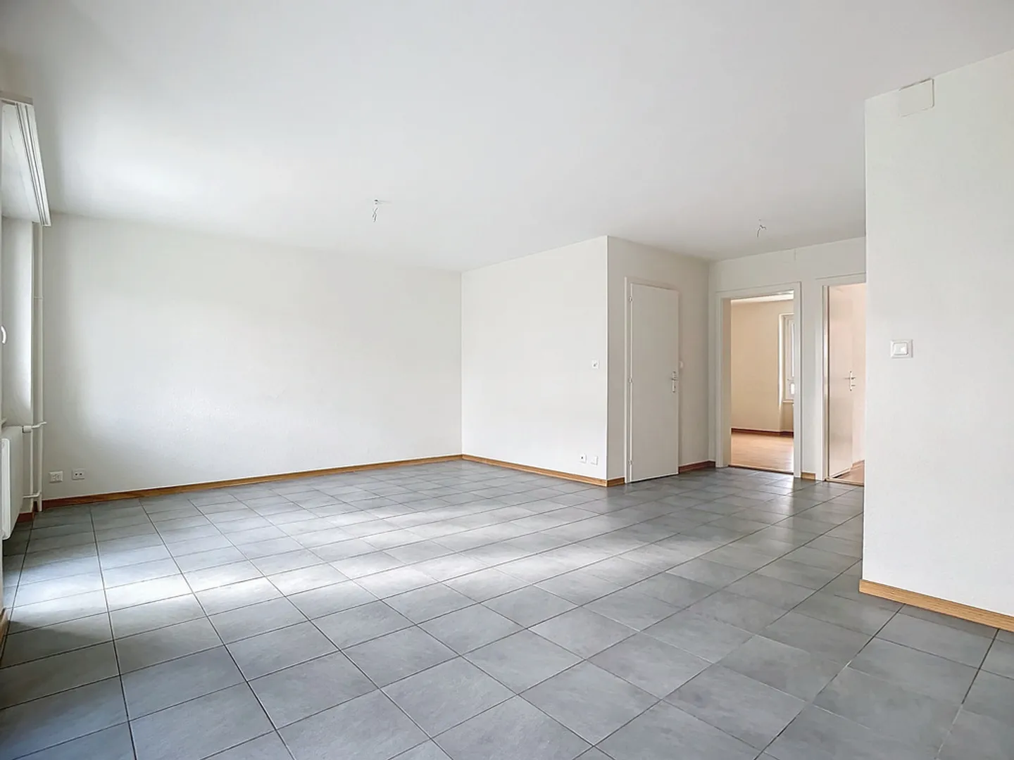 Appartement 4 pièces avec balcon - Photo 1 sur 12