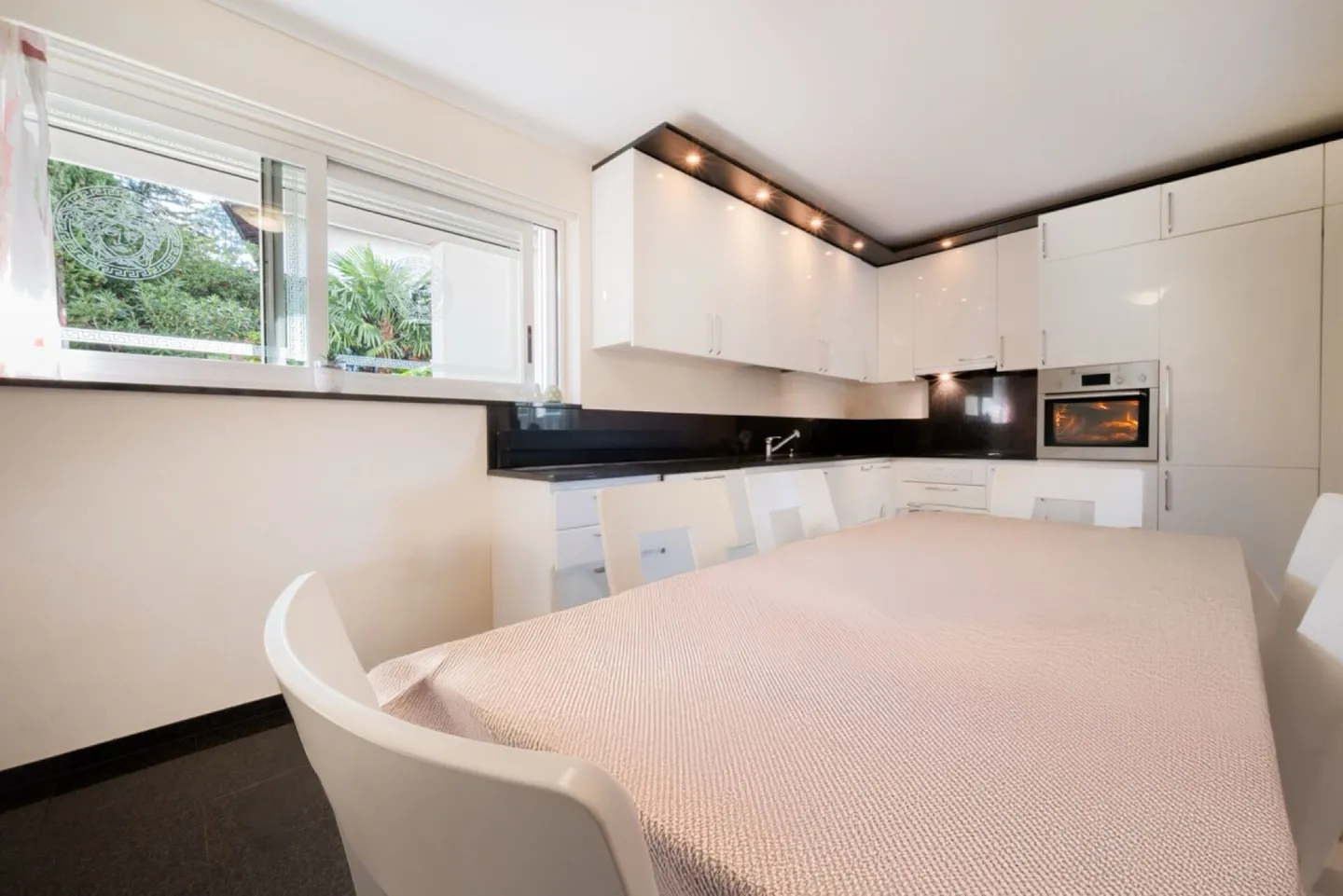 Appartement duplex spacieux avec grand jardin et maximum d'intimité à Montagnola - Collina d'Oro - Photo 3 sur 18