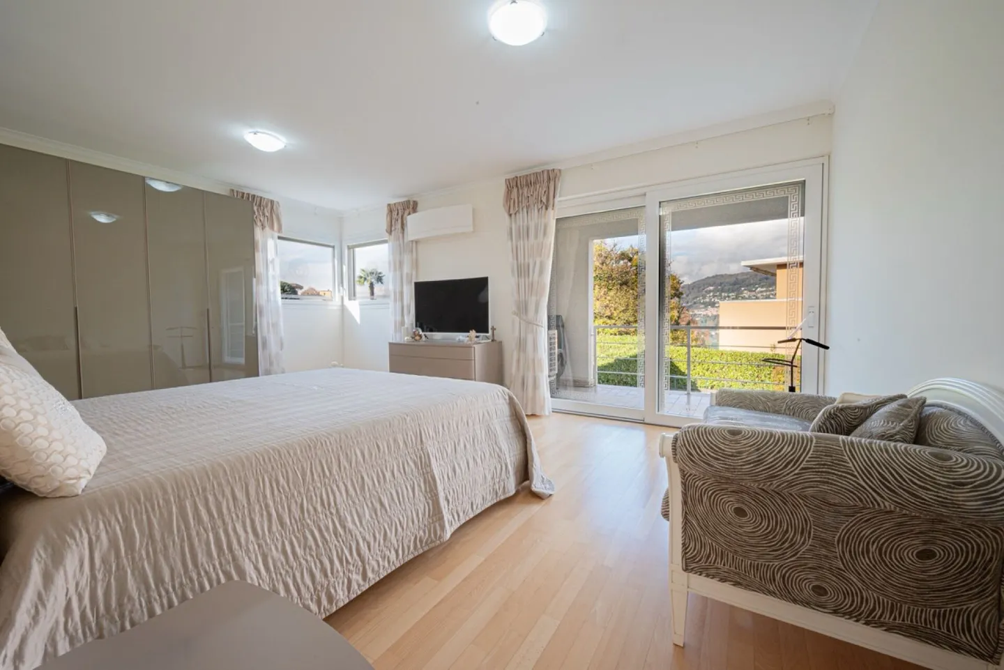 Appartement duplex spacieux avec grand jardin et maximum d'intimité à Montagnola - Collina d'Oro - Photo 6 sur 18