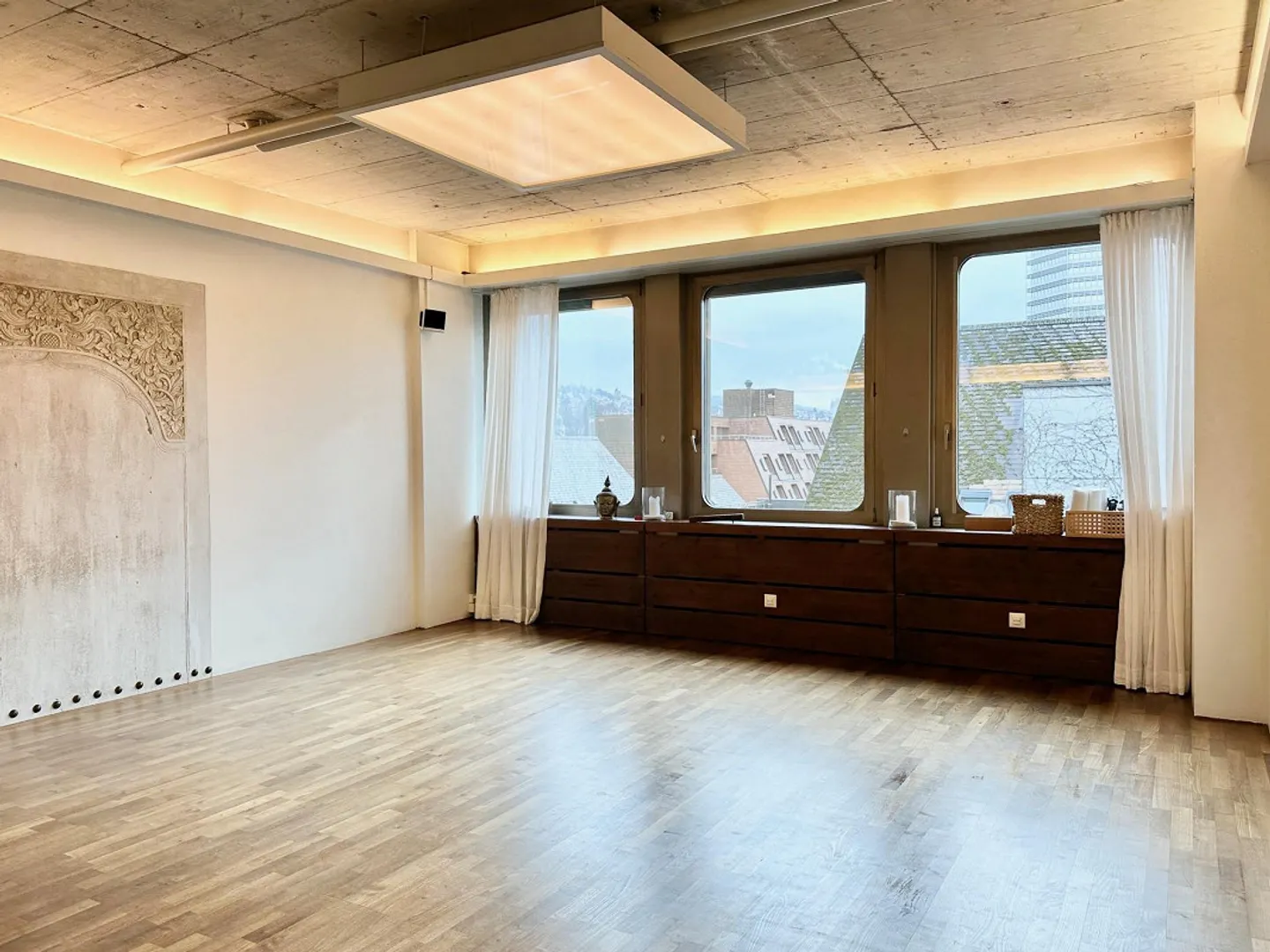 270 m2 Office Space in District 5 - Photo 4 of 7