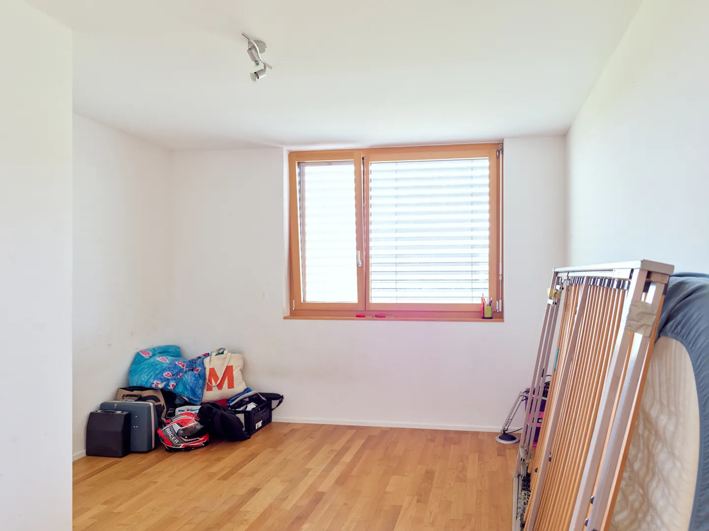 Appartement avec grand jardin, idéalement situé - Photo 5 sur 12