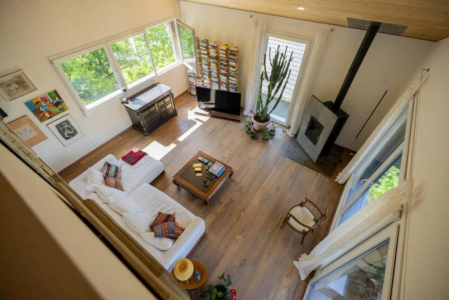 Villa di Design nel Verde con Vista Mozzafiato - Foto 7 di 21