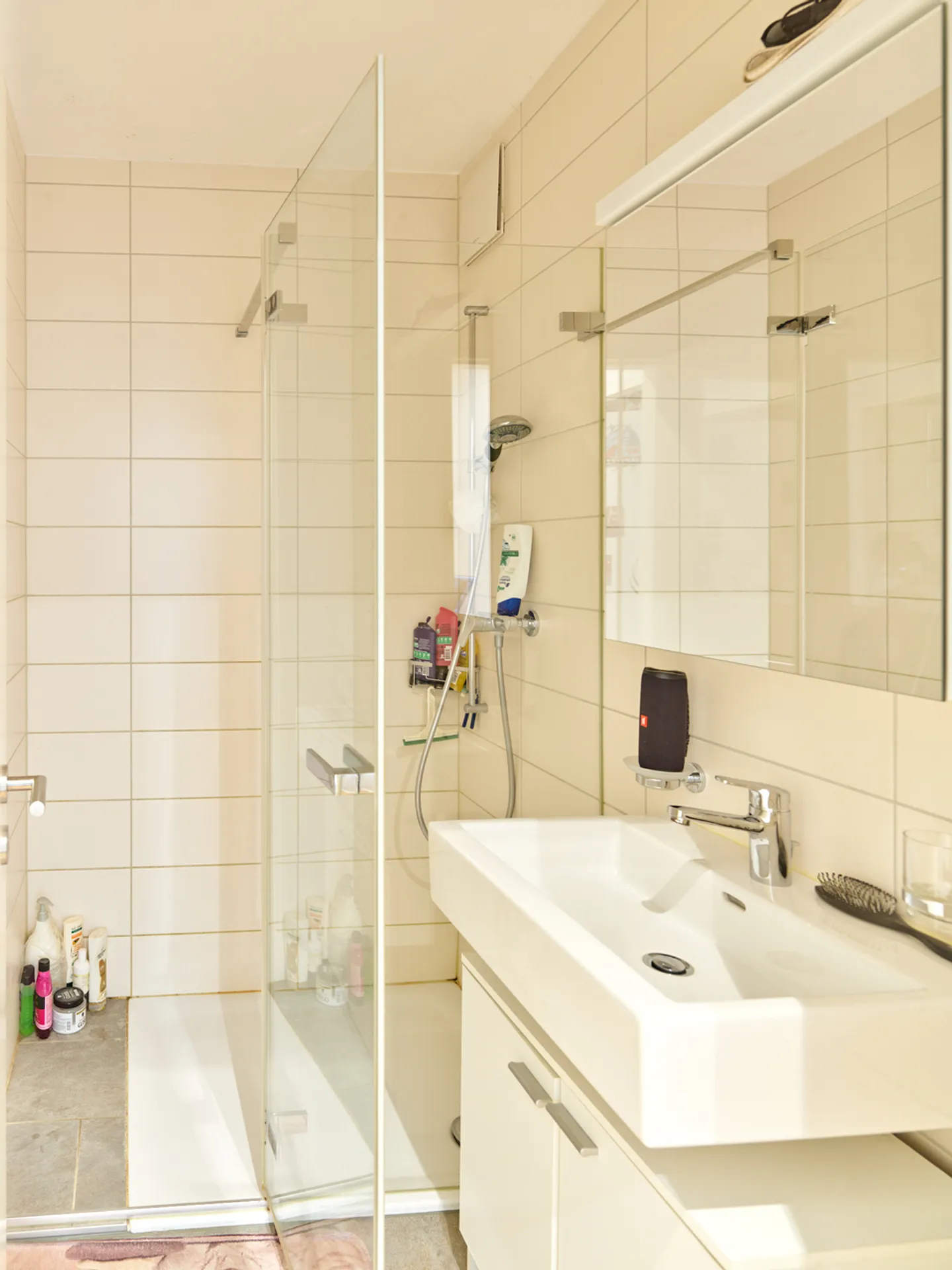 Appartement avec grand jardin, idéalement situé - Photo 8 sur 12