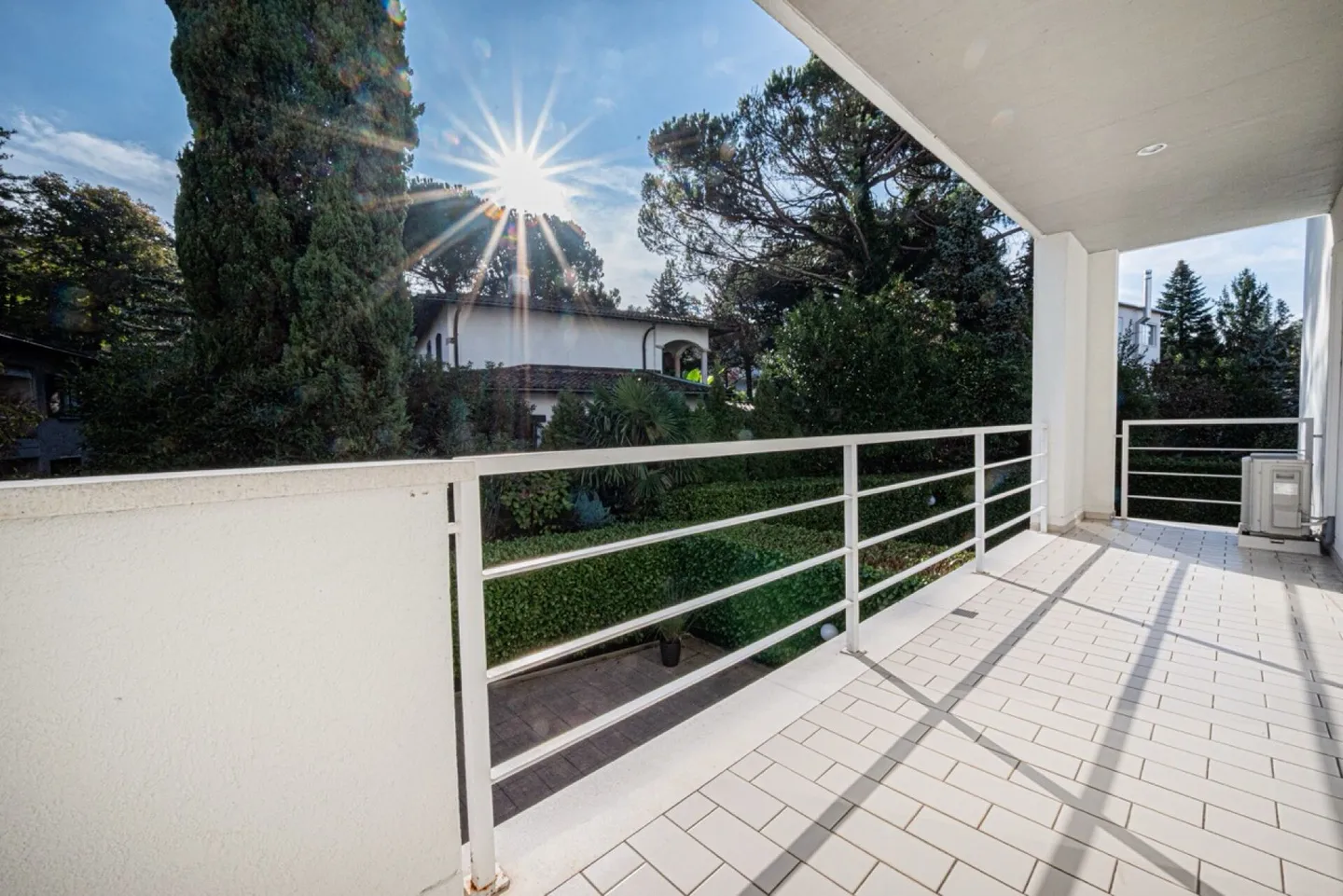 Appartement duplex spacieux avec grand jardin et maximum d'intimité à Montagnola - Collina d'Oro - Photo 14 sur 18