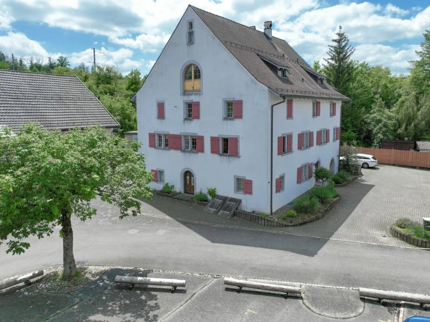 Appartement en duplex rénové de 5½ pièces à vendre dans le 'Schlössli' historique de Koblenz - Photo 24 sur 24