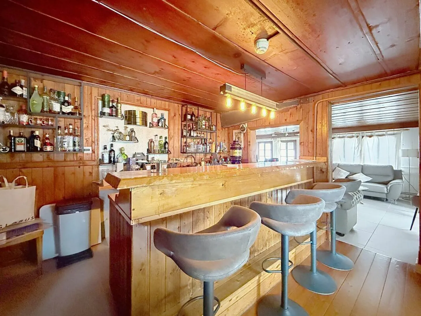 16-Zimmer-Gasthaus mit Bar zur Miete in Morgins - Foto 4 von 15