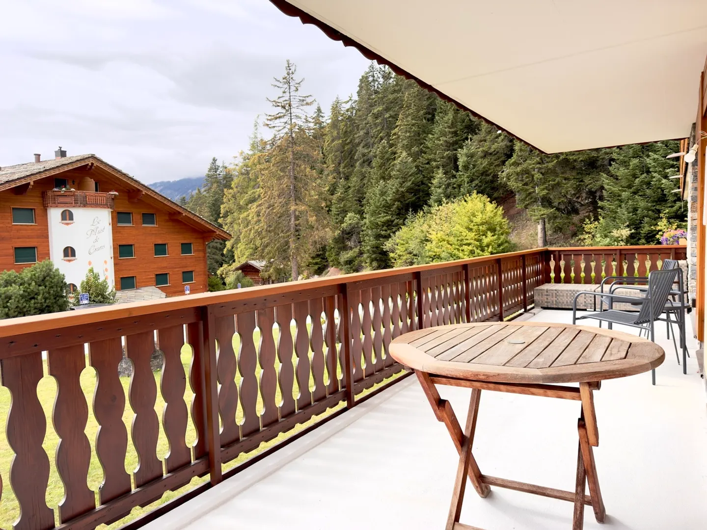 Elegantes Apartment in Crans-Montana - Foto 9 von 21