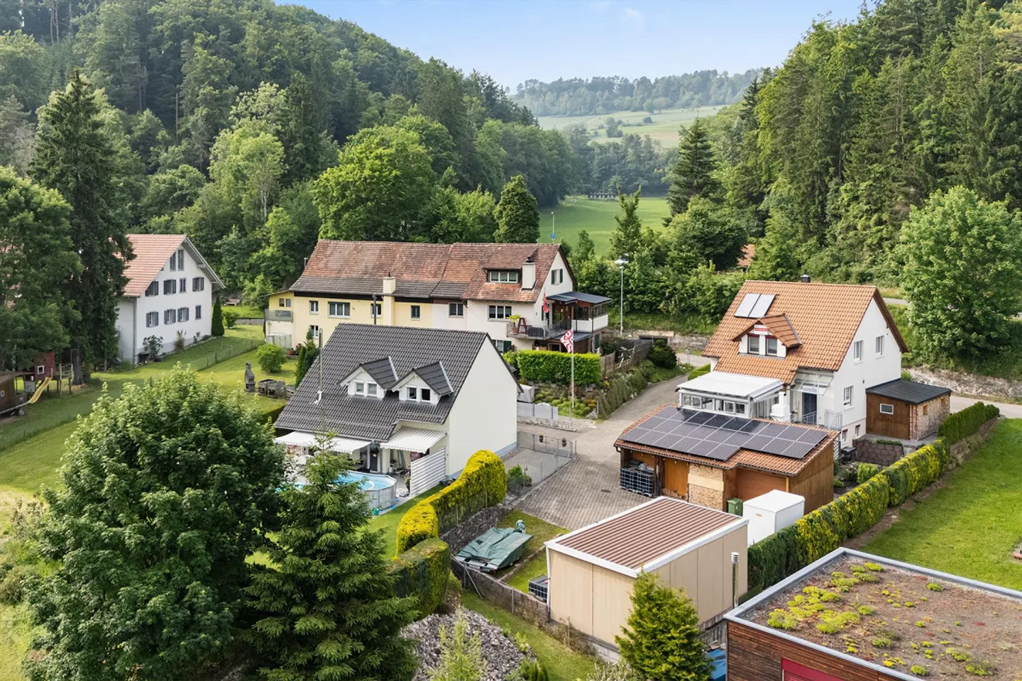 Vivere con stile a Bargen: Casa unifamiliare con garage per camper - Foto 4 di 10