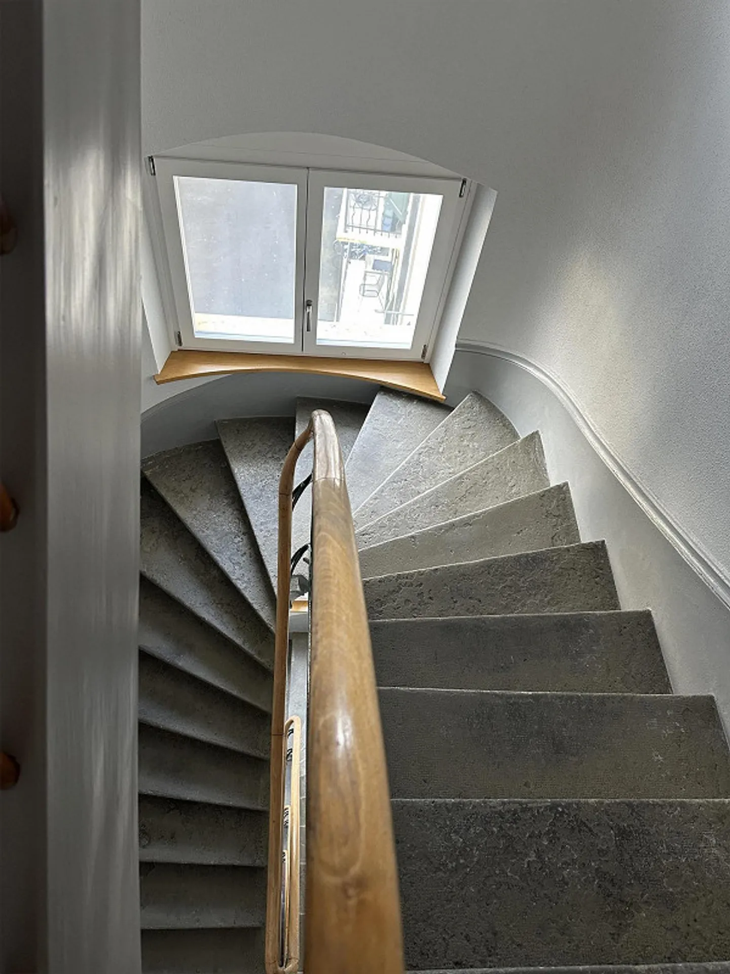 A jewel above the rooftops of Weissenbühl - Photo 12 of 13