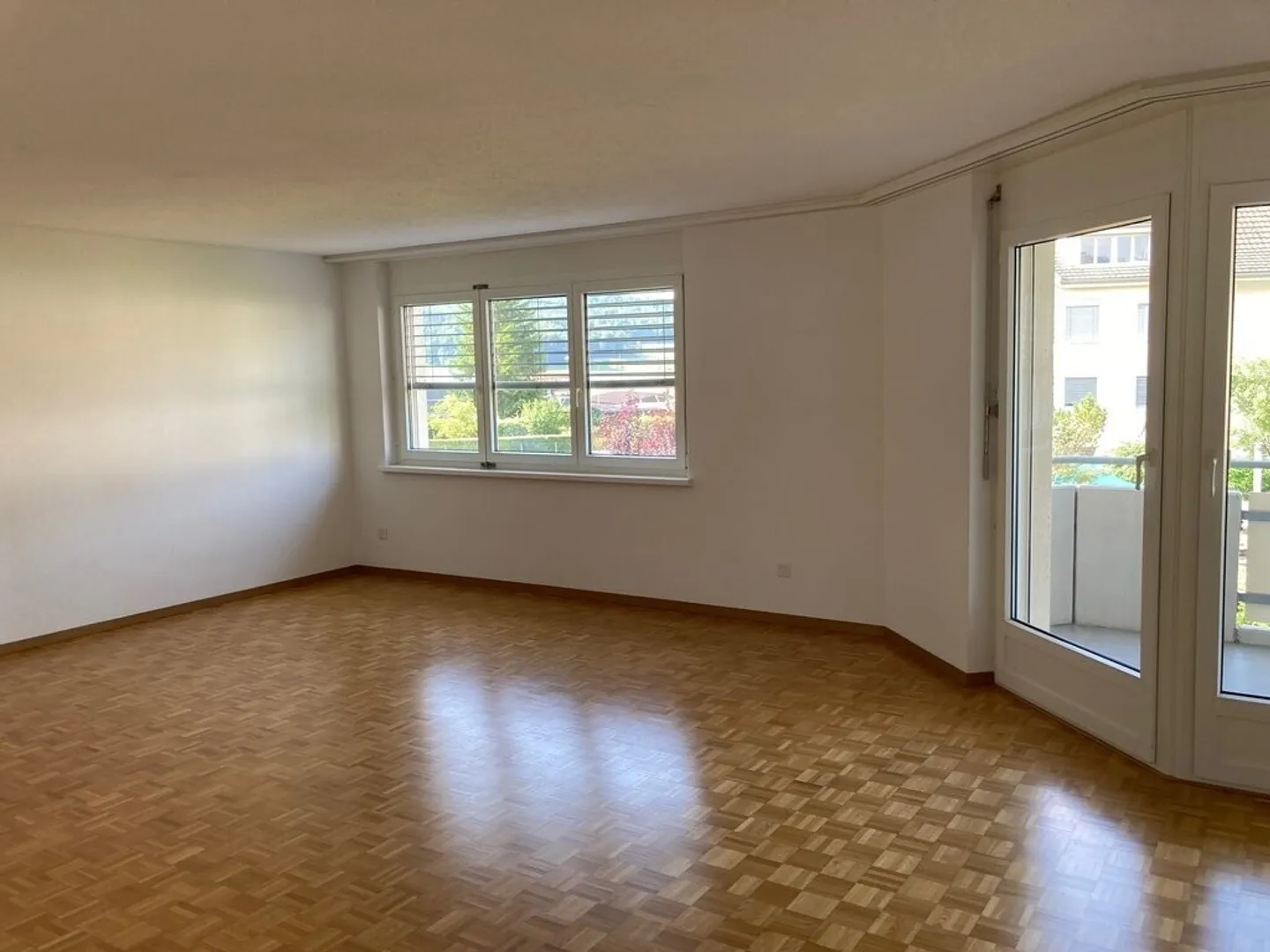 Settlement with Family Sense - Photo 2 of 6