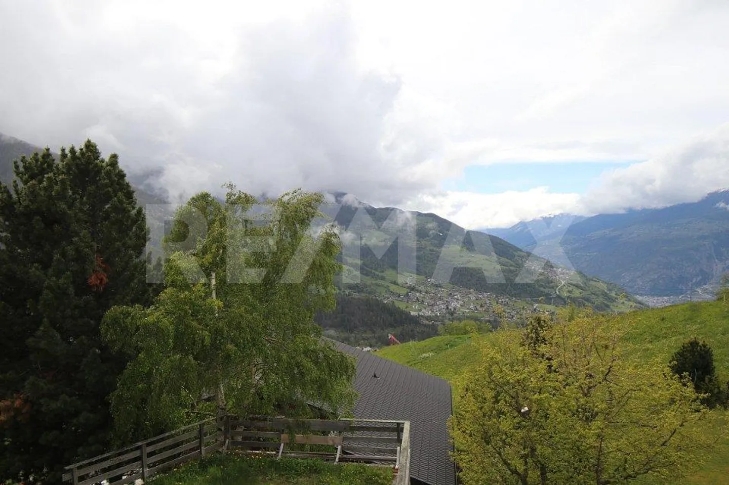 Chalet mit atemberaubender Rhonetalansicht - Foto 4 von 13