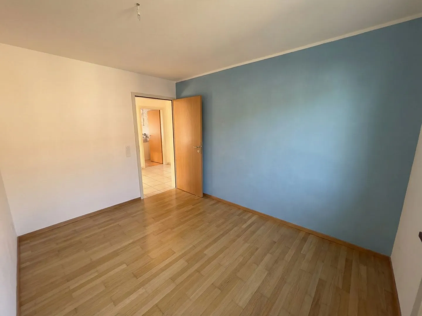 Single-family house with 7.5 rooms, private garden and 2 parking spaces - Photo 5 of 13