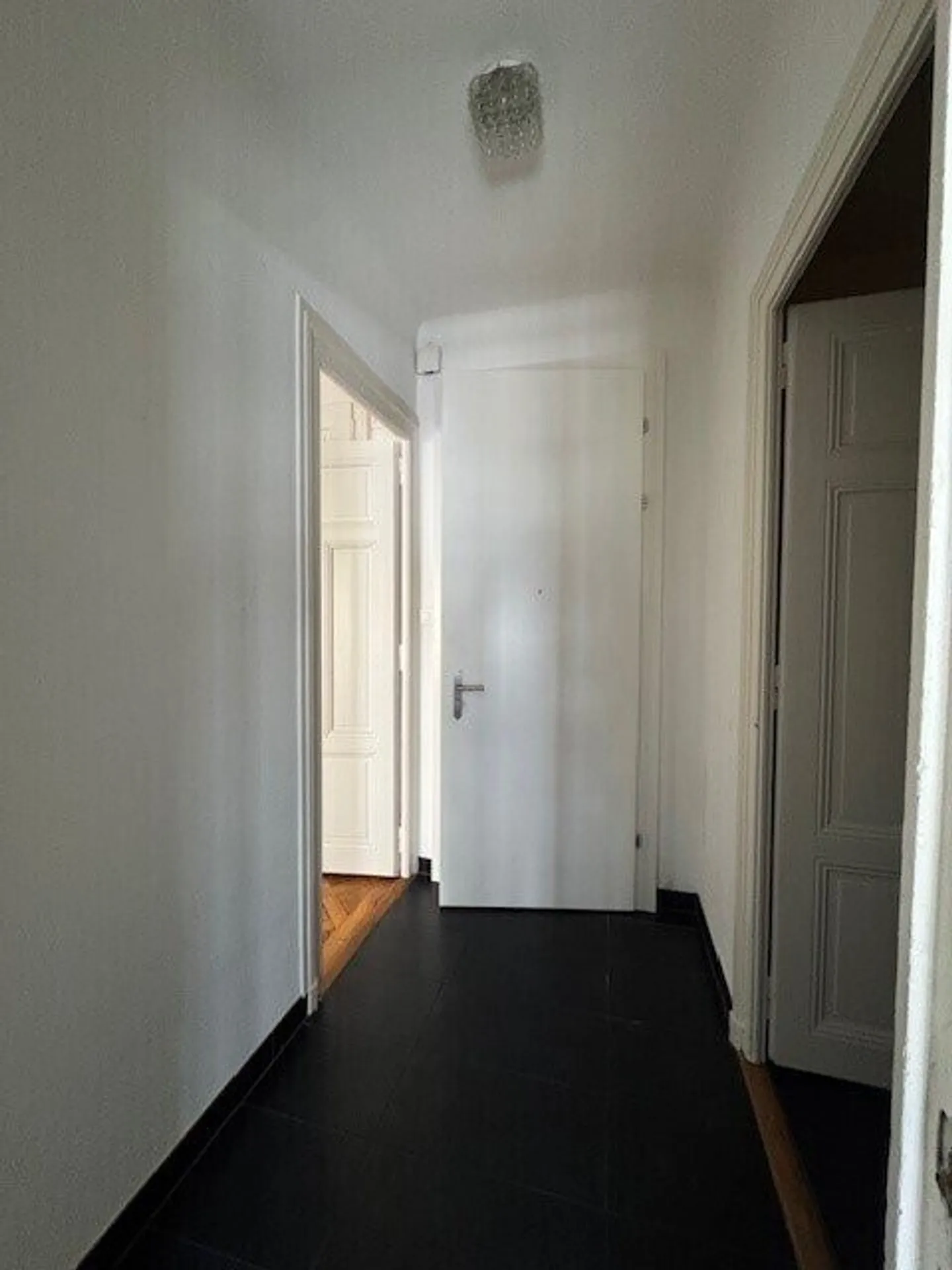 Appartement Lausanne - 2.5 pièces - Photo 2 sur 7