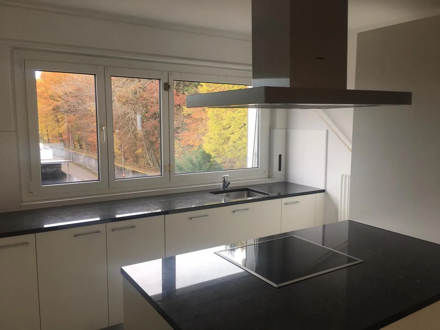 4.5 pièces au 2ème étage idéalement situé - Photo 3 sur 13