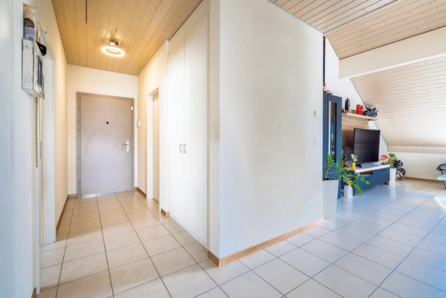 Helles 3,5-Zimmer-Apartment - Foto 7 von 12