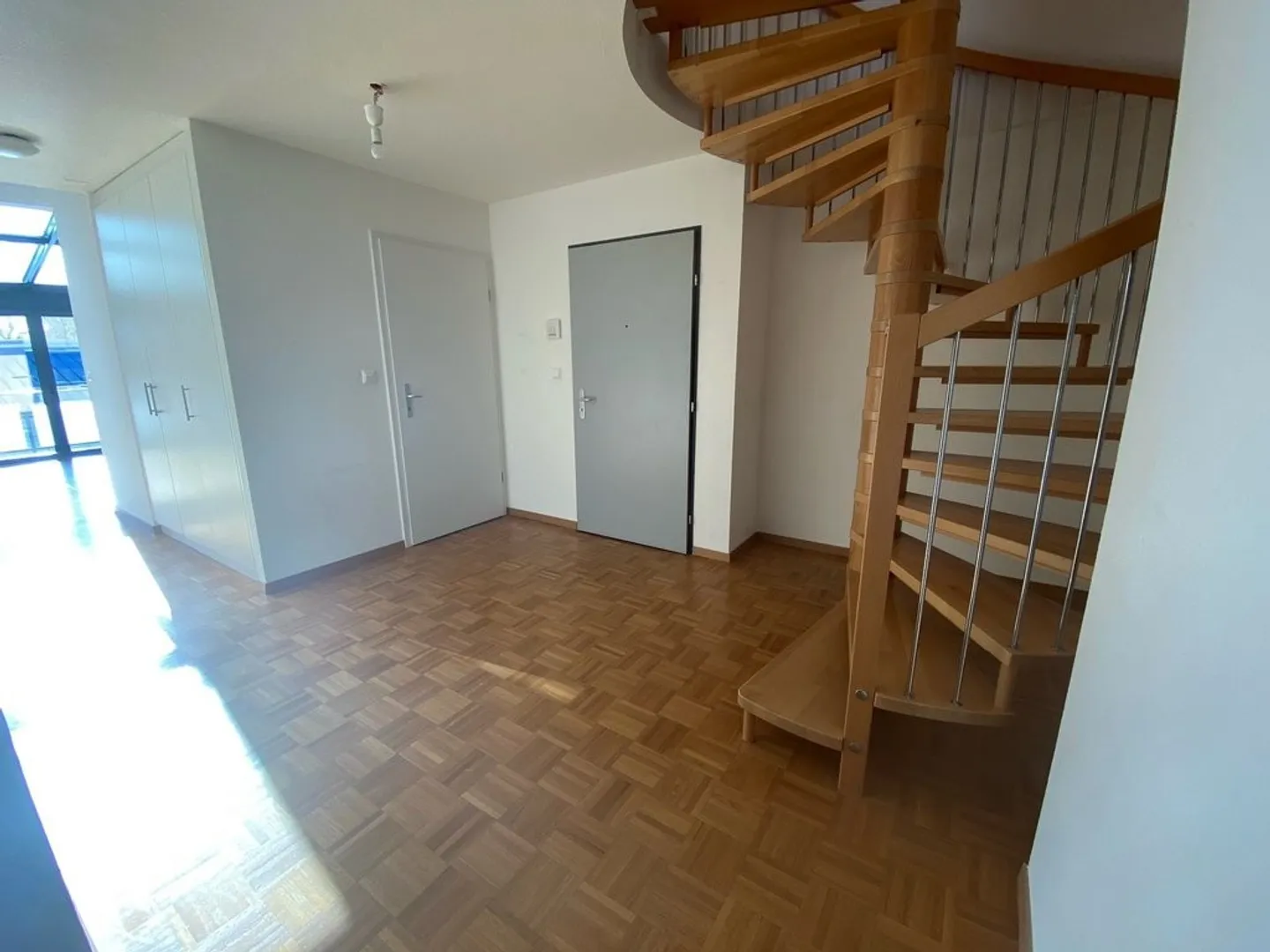 Helle Dachgeschosswohnung am See - Foto 4 von 11