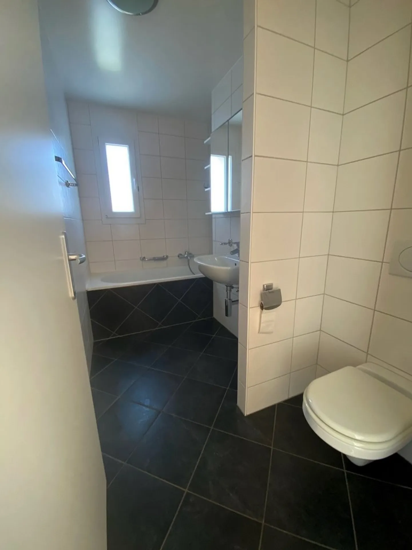 Helle Dachgeschosswohnung am See - Foto 9 von 11