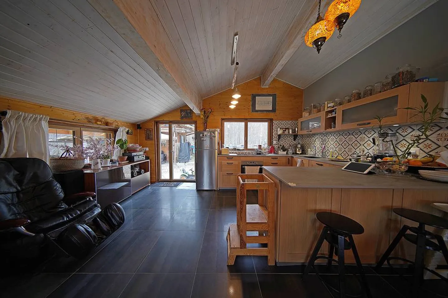 Exklusivität - Charmantes Chalet in Trélex mit Blick auf den See & die Alpen, 5 Minuten von Nyon entfernt - Foto 3 von 8
