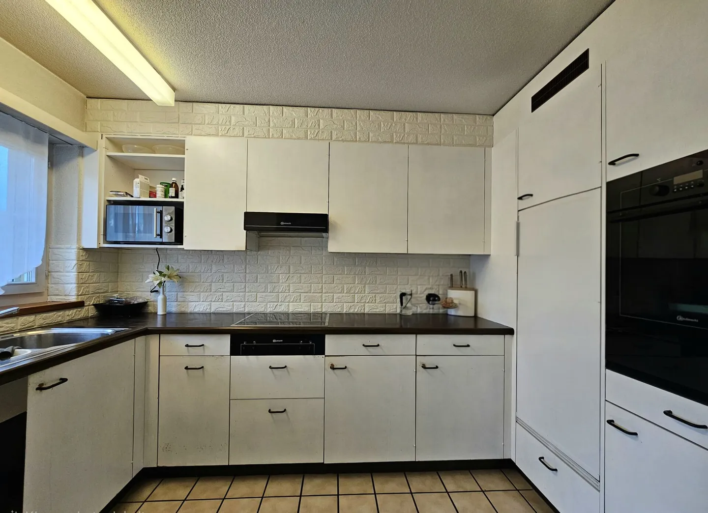 Idylle résidentielle près du ruisseau - Appartement de 4,5 pièces avec charme - Photo 6 sur 17