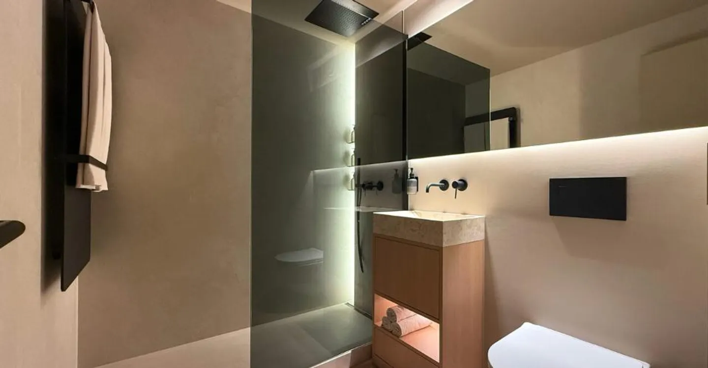 Appartement de Luxe avec Vue Époustouflante - Photo 6 sur 10