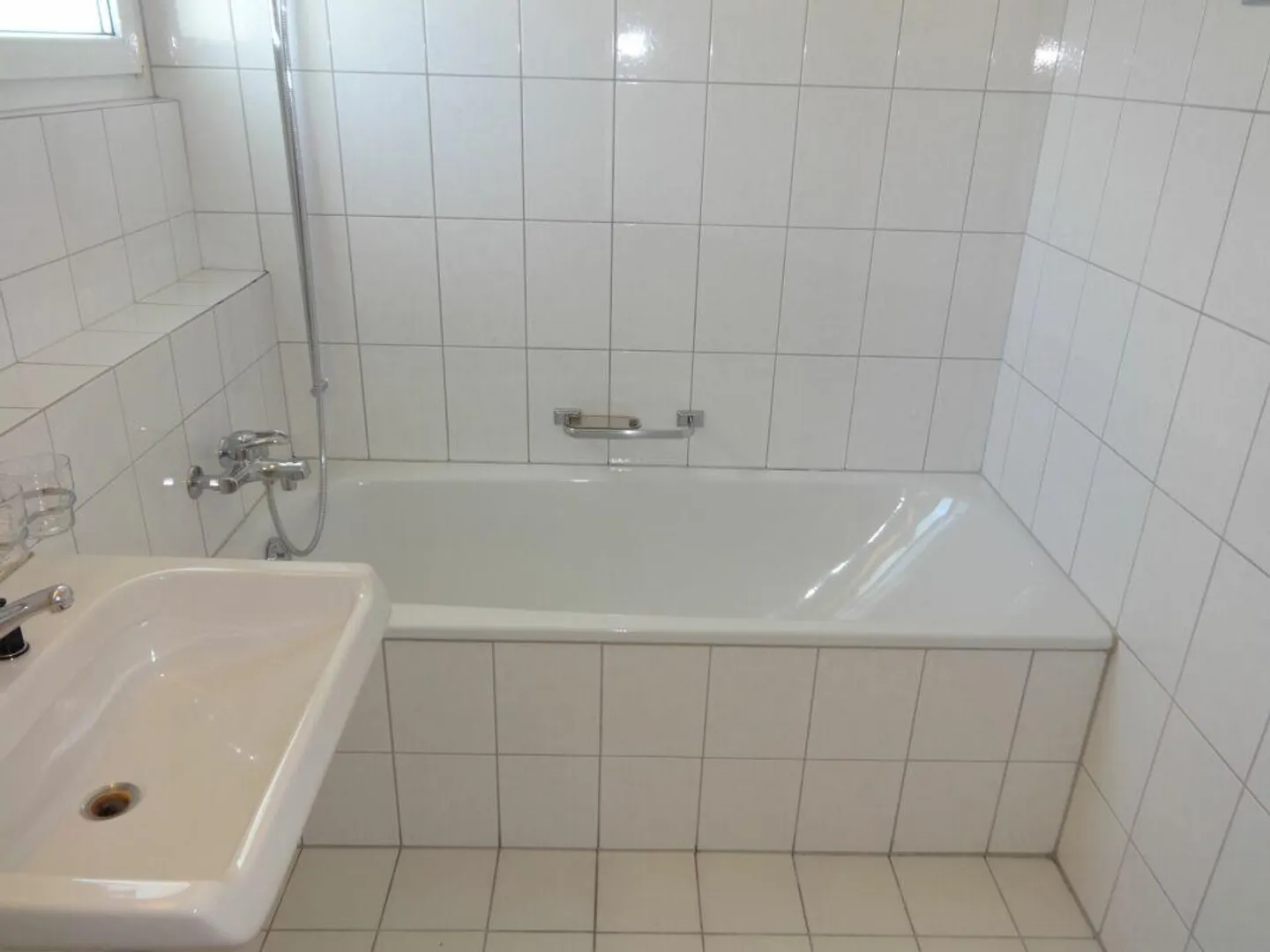 Helle Wohnung in Adliswil - Foto 8 von 10