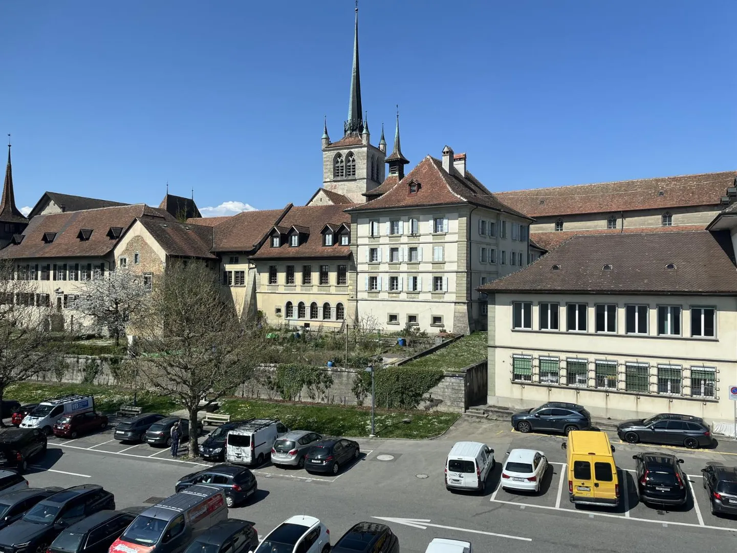 Büro - Foto 1 von 8