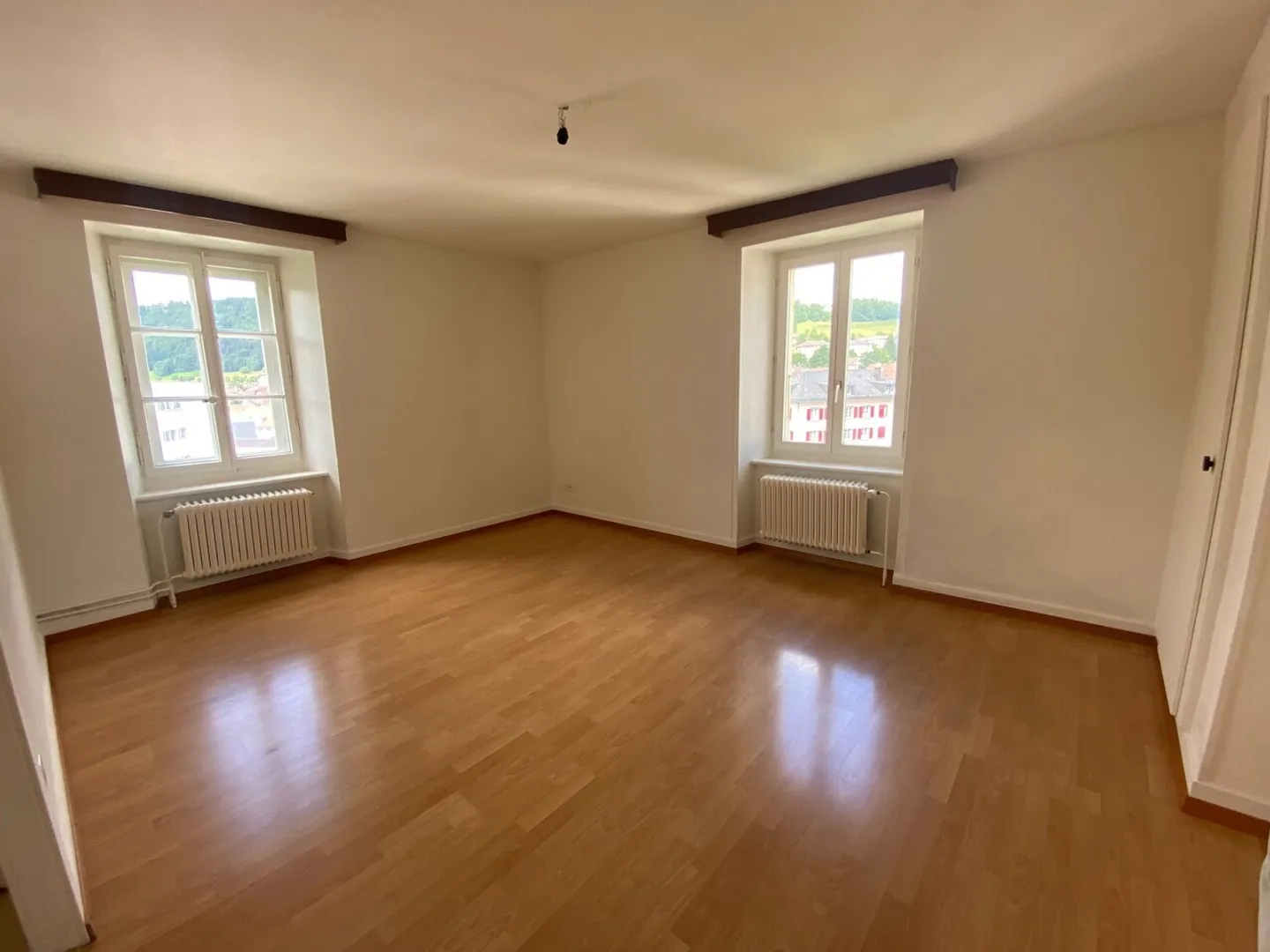 4-Zimmer-Wohnung im 2. Stock - Foto 3 von 8