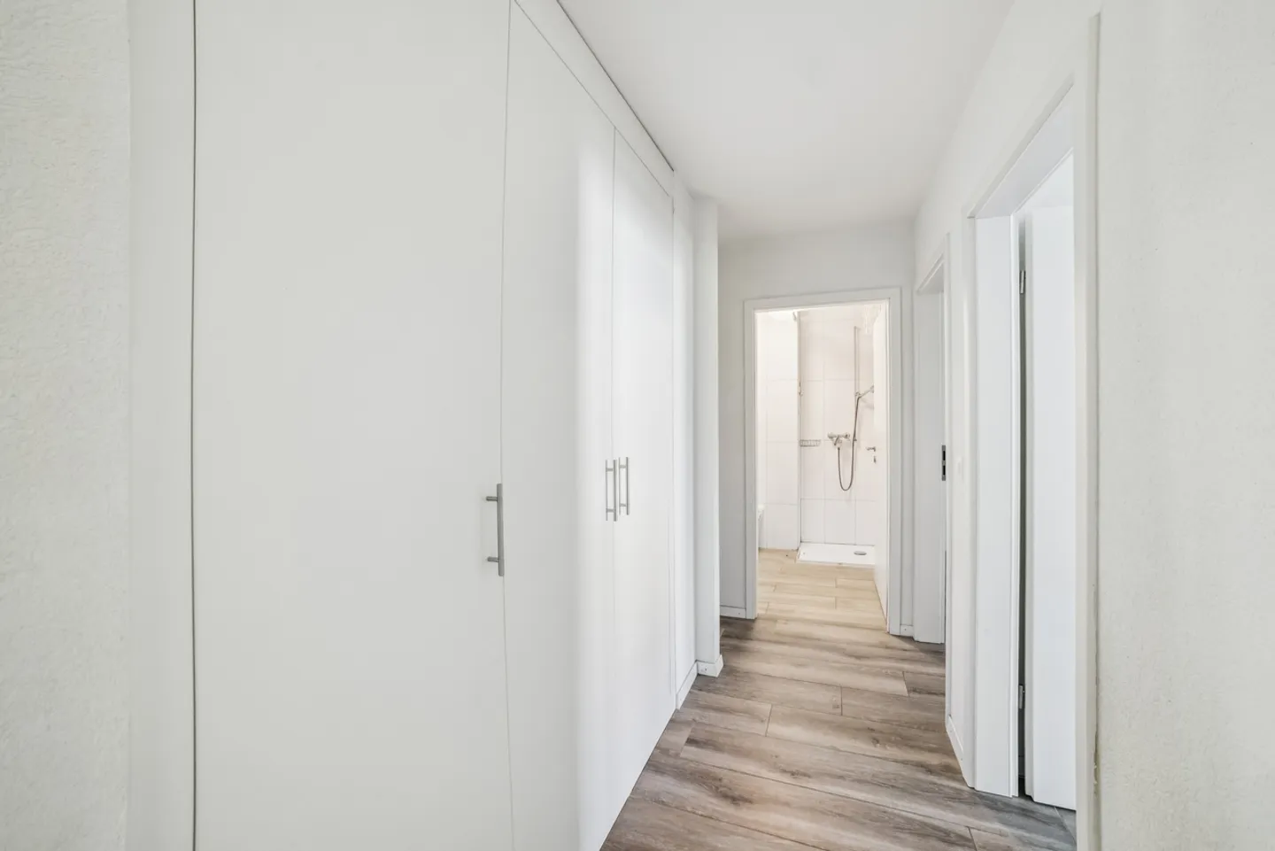 Bel appartement de 4.5 pièces + Mezzanine - Photo 7 sur 13