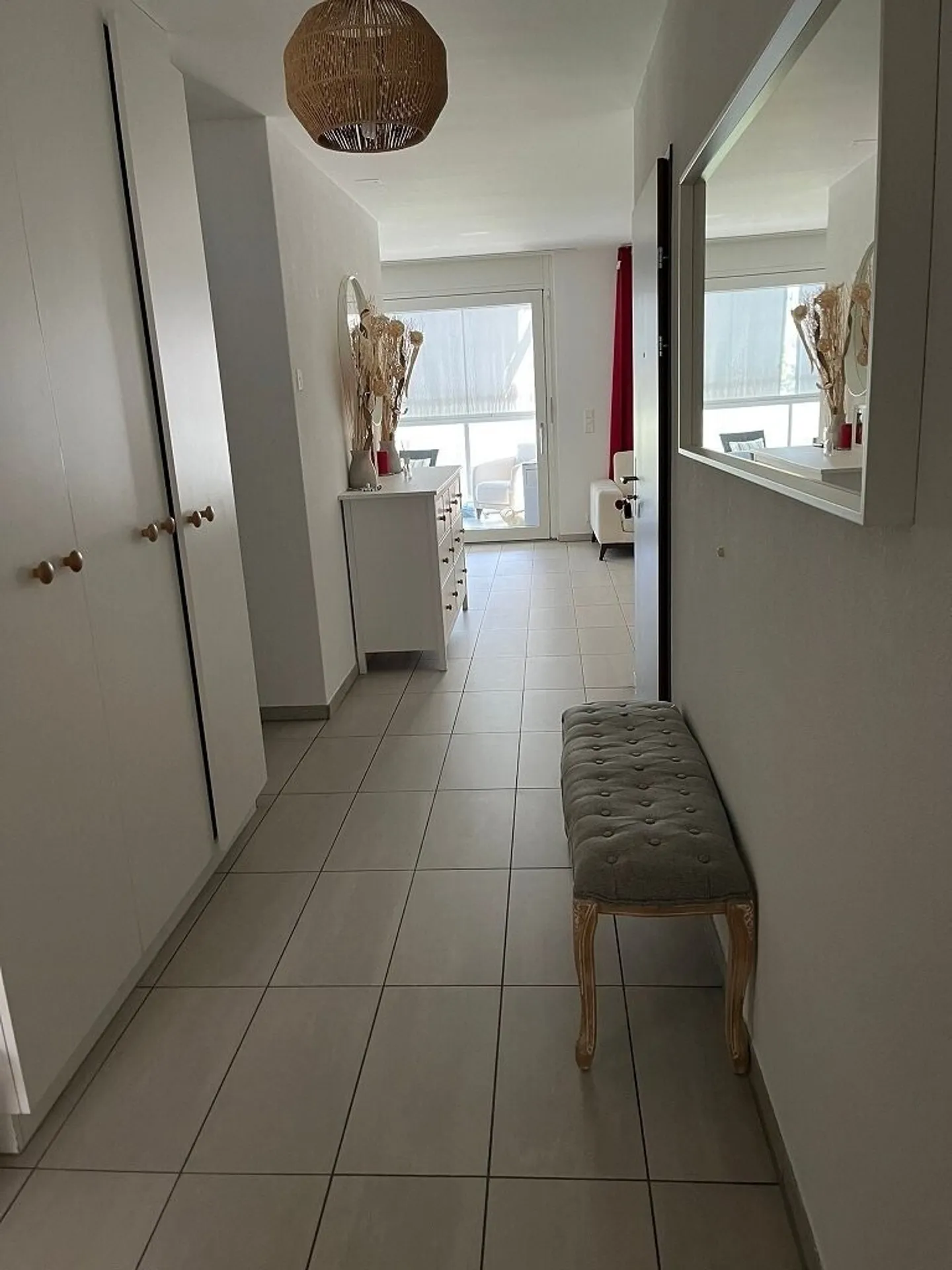 To seize! Superb apartment close to all amenities! - Photo 2 of 9