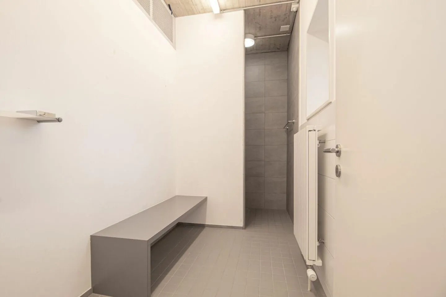 Attraktive Dienstleistungsfläche im Herzen von Huttwil zu vermieten - Foto 4 von 6