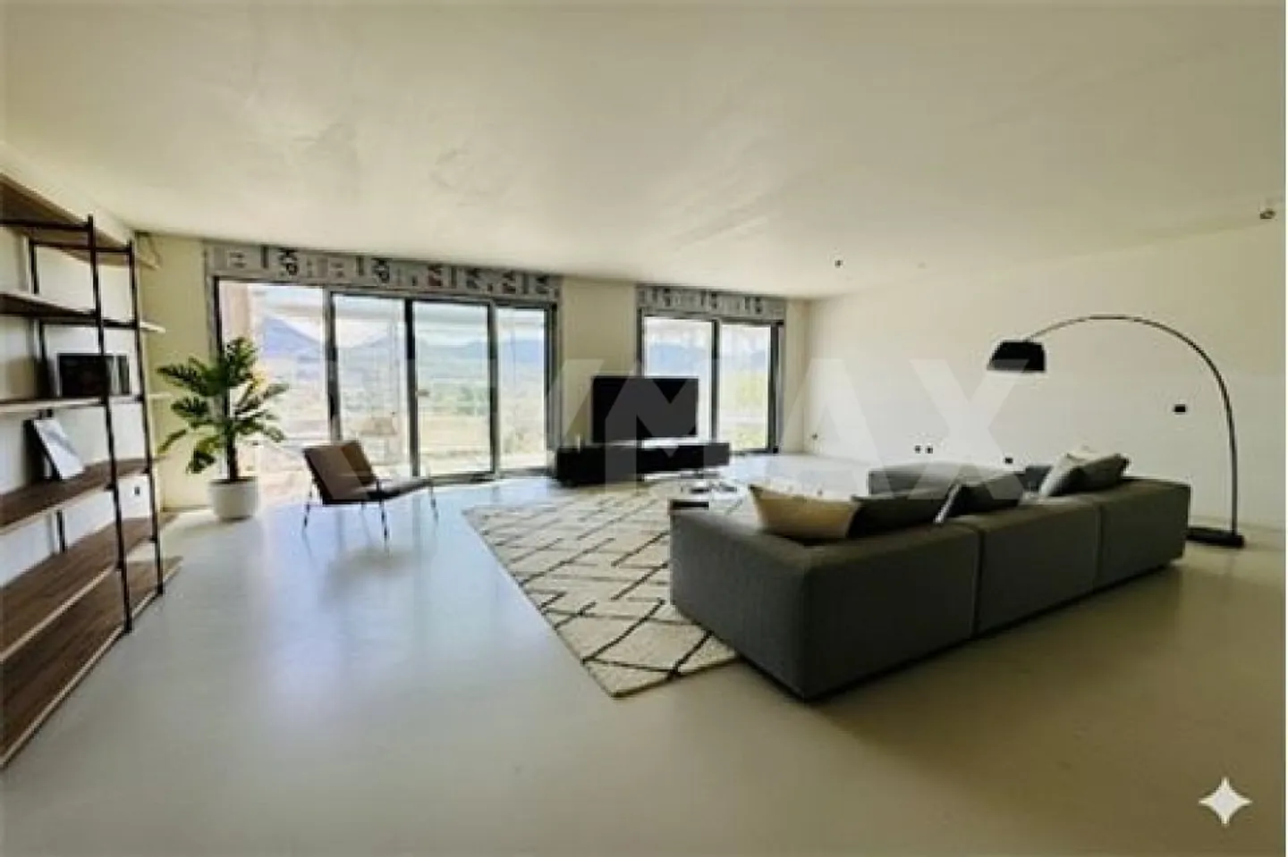 Duplex esclusivo con home office - Foto 4 di 13