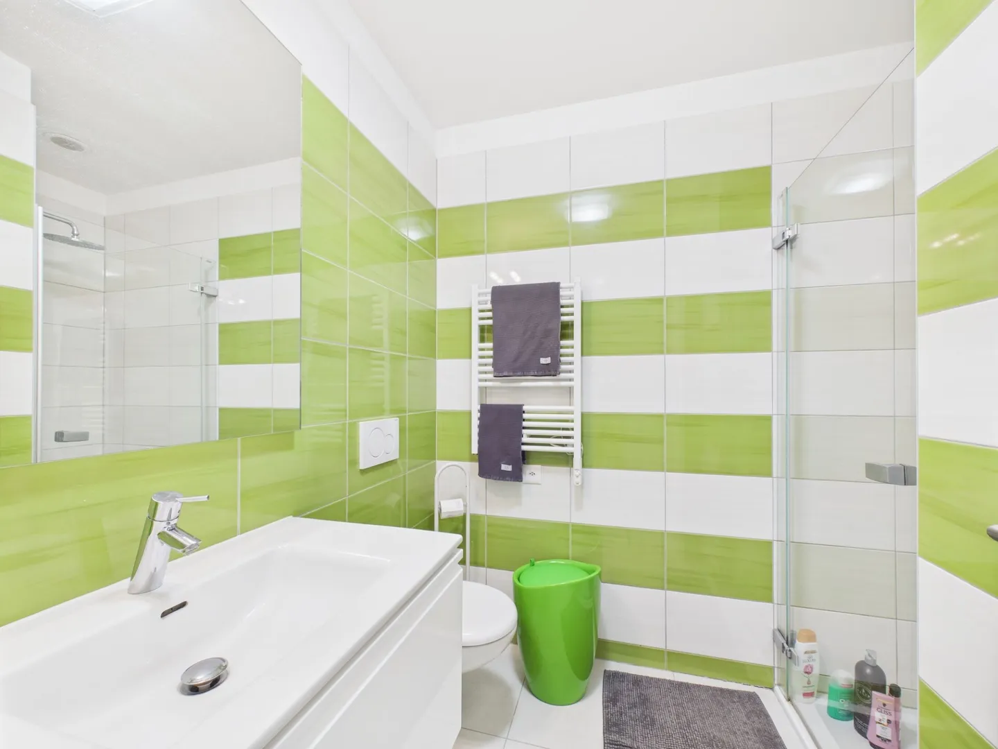 Appartamento moderno di 3,5 locali con giardino privato in complesso residenziale - Foto 9 di 27