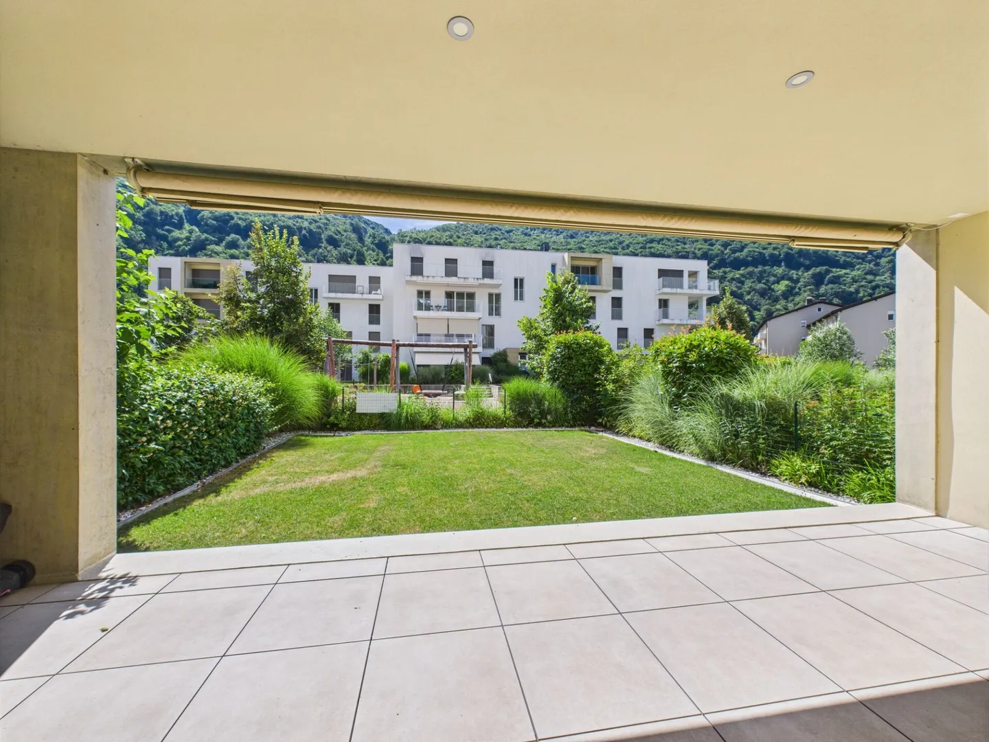 Appartamento moderno di 3,5 locali con giardino privato in complesso residenziale - Foto 10 di 27
