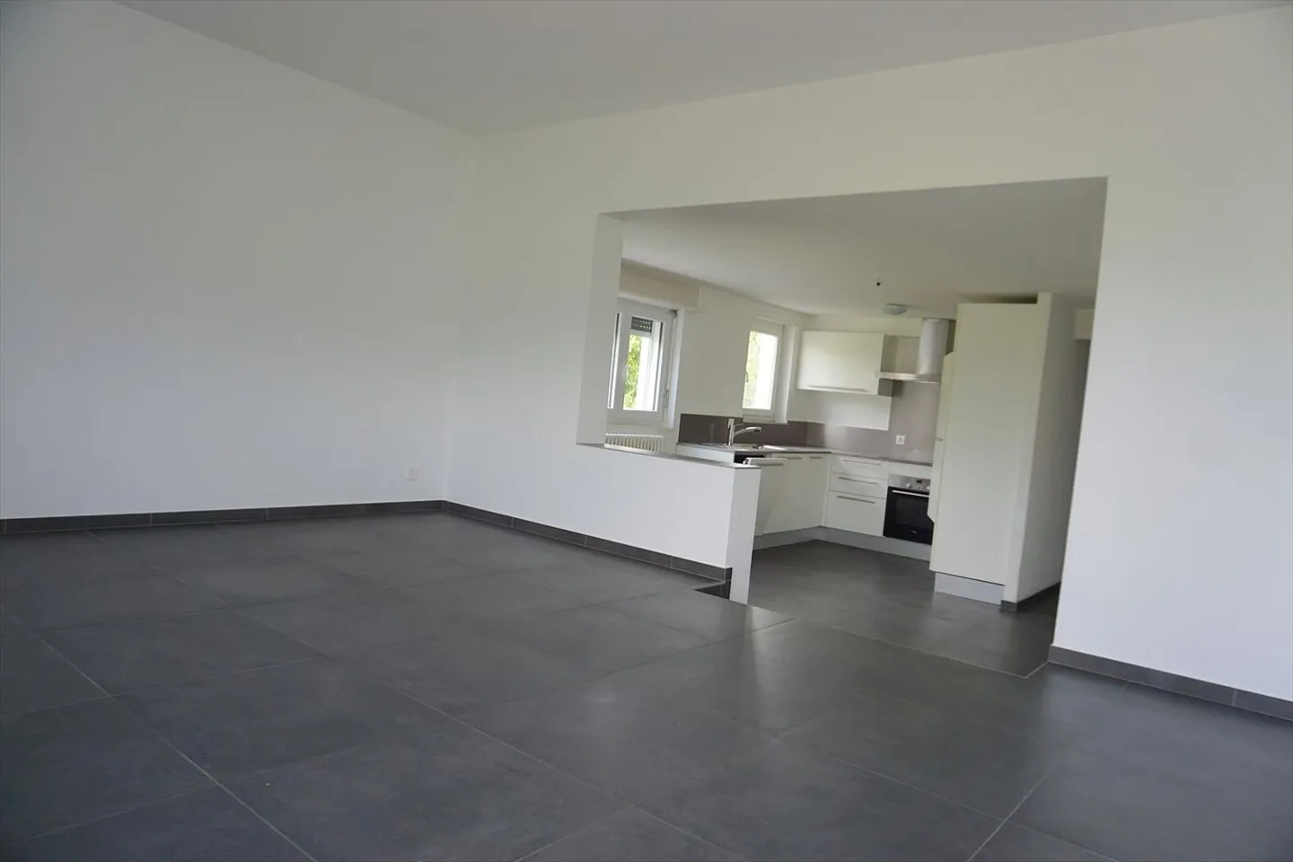 ARI-236 - 3.5-room apartment on the ground floor with private garden - Photo 6 of 13