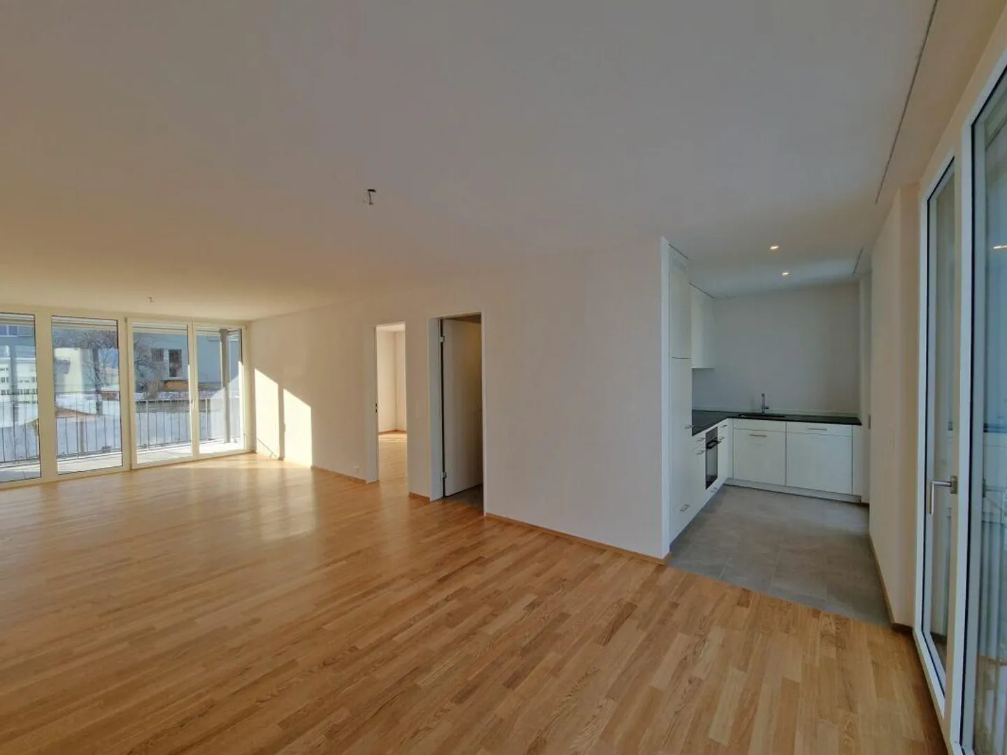 Moderno appartamento di 2,5 stanze nella Neustadt di Lucerna - Foto 1 di 8