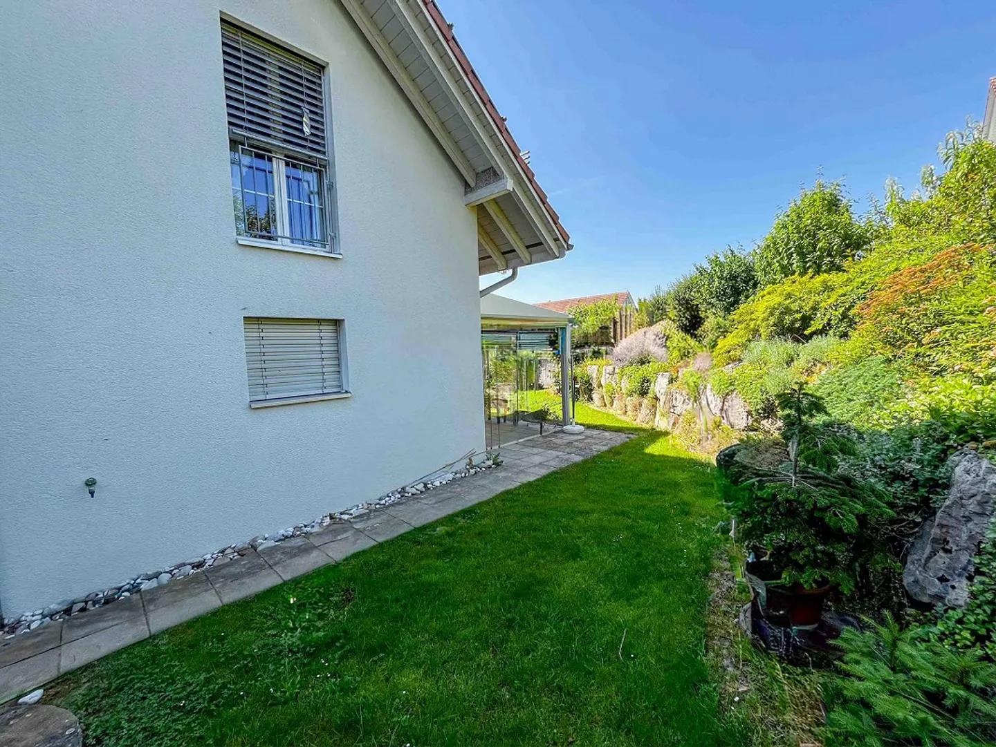 Charmantes 5.5-Zimmer-Doppeleinfamilienhaus an ruhiger Lage in Lohn-Ammannsegg - Photo 4 sur 17