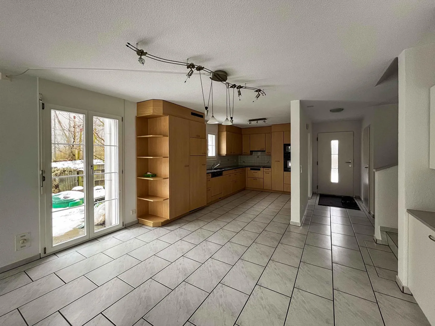 Charmantes 5.5-Zimmer-Doppeleinfamilienhaus an ruhiger Lage in Lohn-Ammannsegg - Photo 8 sur 17