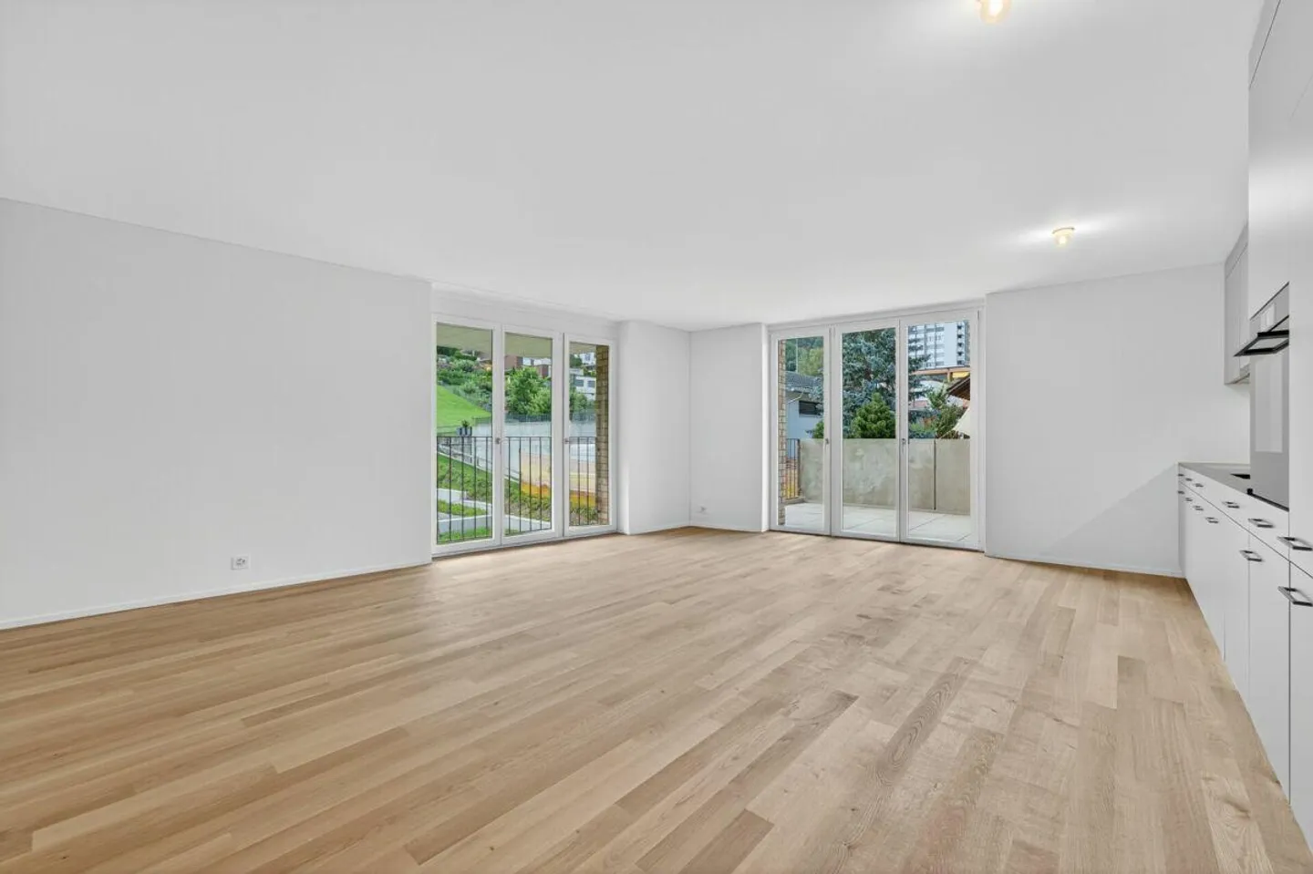 Appartement familial moderne avec un grand espace de jardin - Photo 6 sur 9