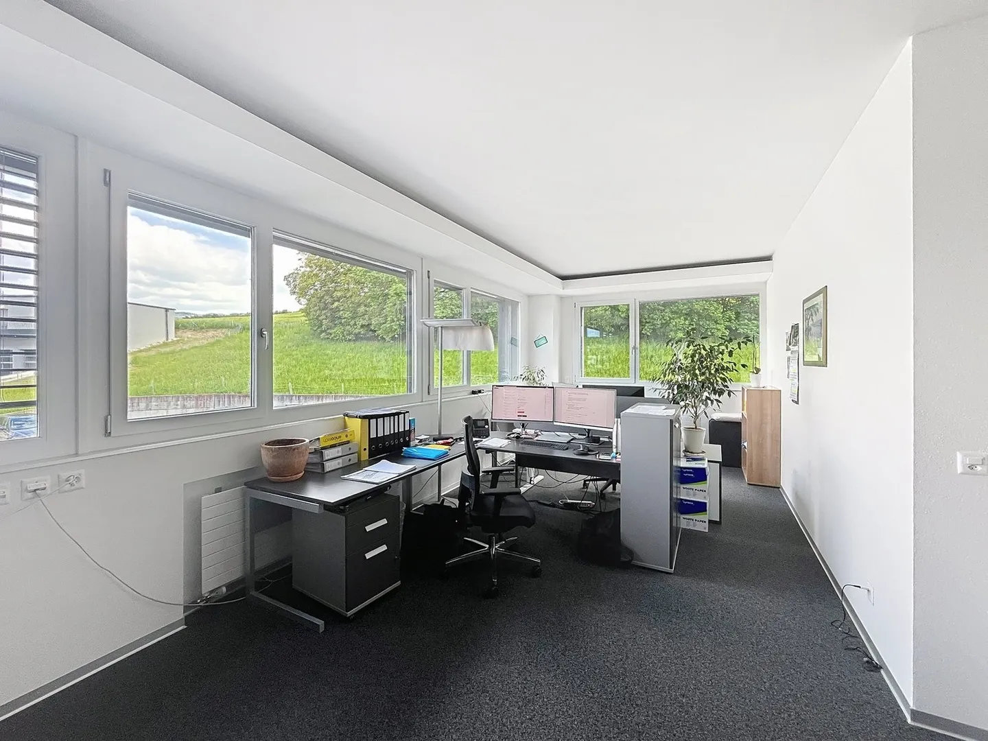 Mieten - Büros von 200m2 in Rossens - Foto 4 von 5